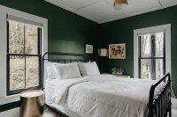 Color drenching maakt je slaapkamer eindelijk af