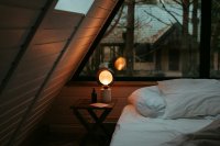Eén plafondlamp is niet meer genoeg voor je slaapkamer